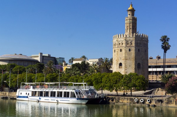 This is the stunning Torre del Oro (Golden Tower) which is alongside the river. On Mondays it is free to enter, making it a great free thing to do in Seville, but the rest of the time there is a modest entrance fee charged of 1.50€