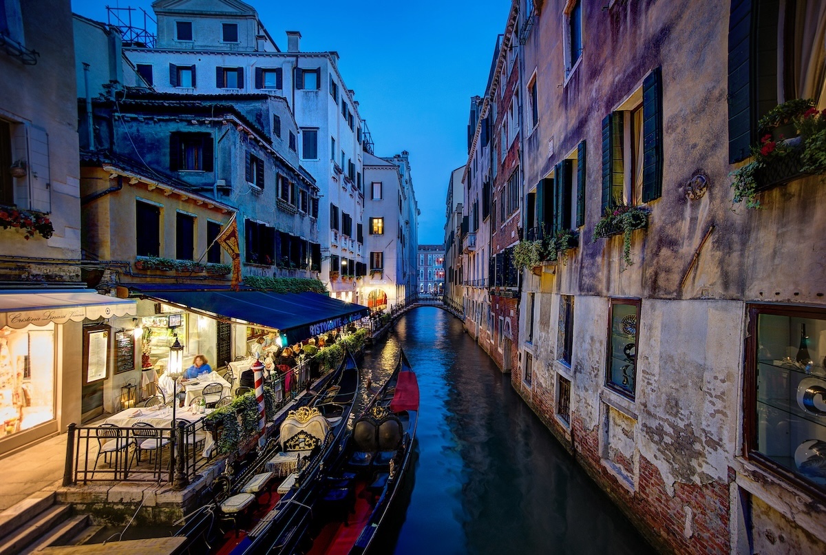 gondolas in canal romantic restaurants venice
