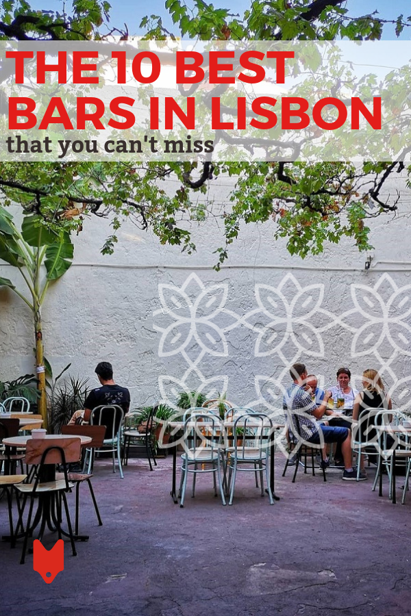After a day following a packed itinerary of things to do in Lisbon, it's time to relax! Lisbon is one of the best destinations for nightlife in all of Portugal, and there's no better way to kick off your night than at one of the best bars in town. In this guide, we've selected ten of our favorites, no matter what you're in the mood for. Don't miss them! #lisbon #portugal #bars #drinks #nightlife