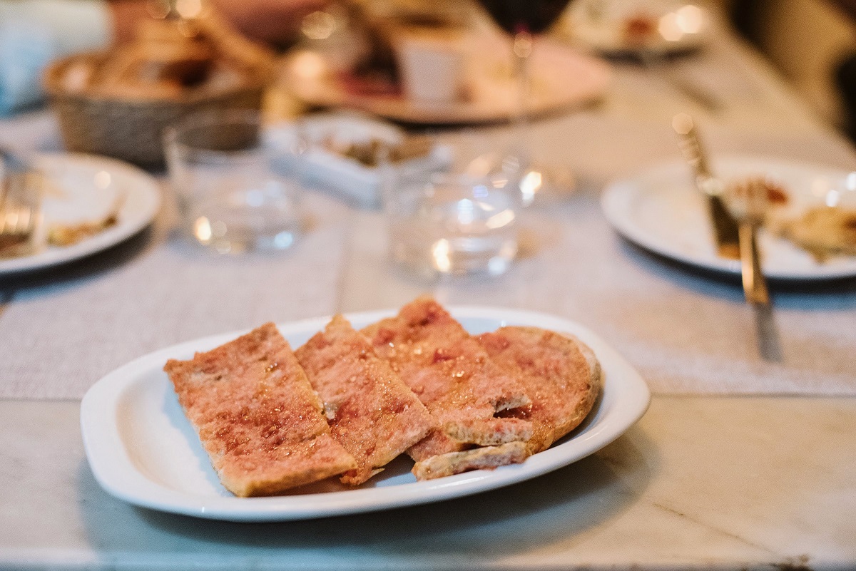 Pan con tomate is a staple at Barcelona bars and restaurants.