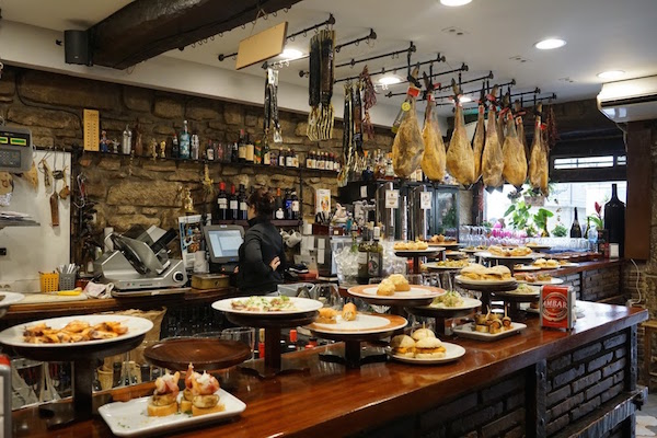 Last but not least in our family friendly guide to San Sebastian: the food! Kids will love eating pintxos!