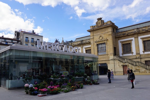 One of our favorite places to go shopping in San Sebastian is La Bretxa!