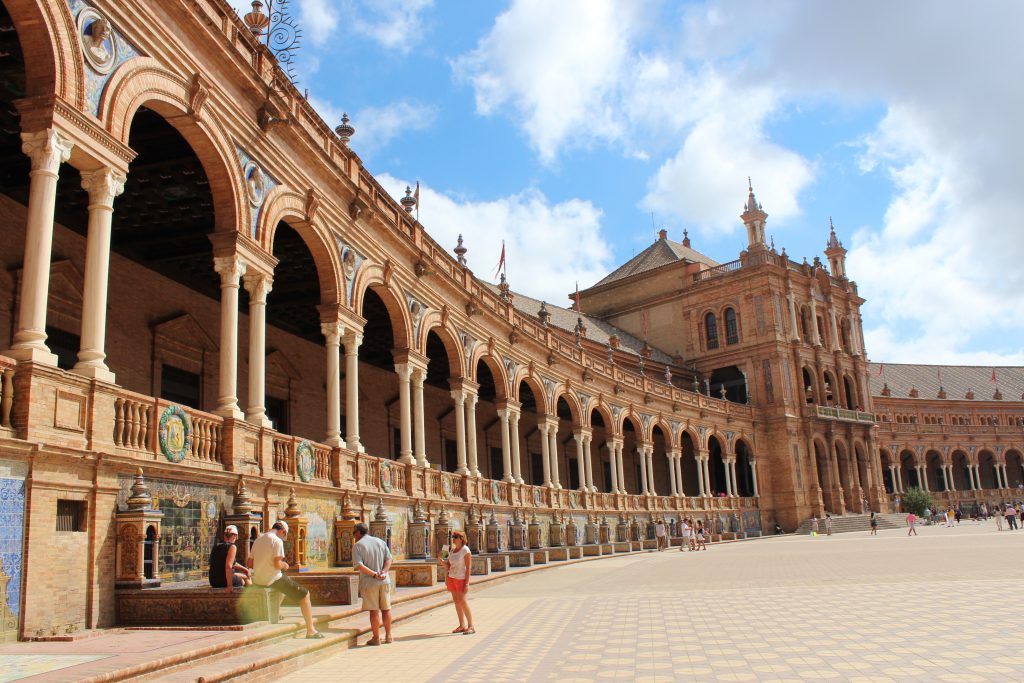 No two days in Seville would be complete without a stroll through beautiful Plaza España!