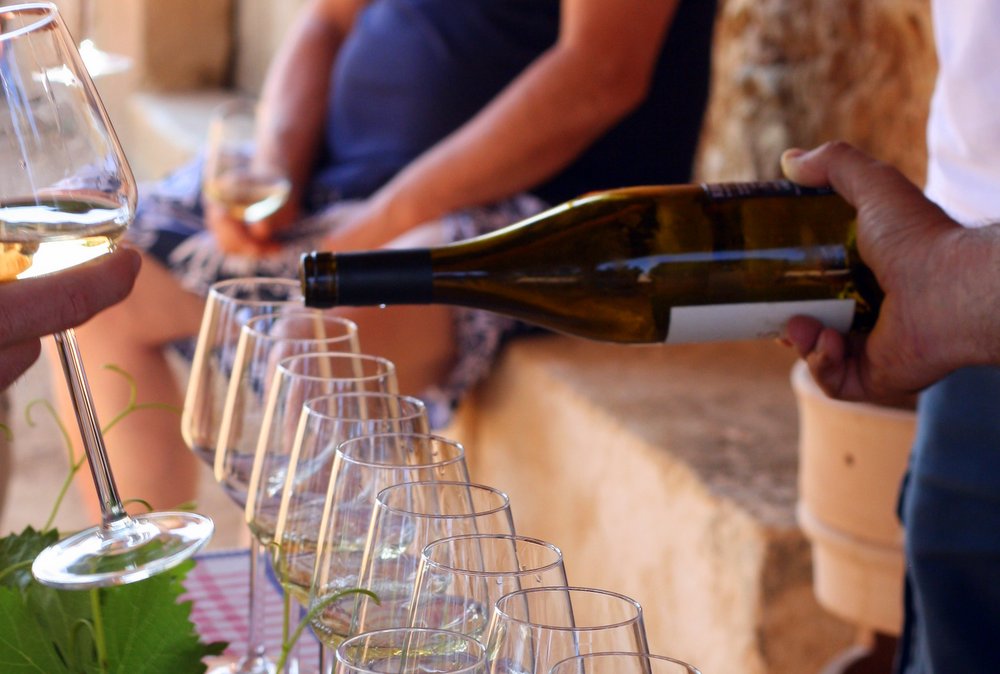 The tasting is definitely the highlight of the vineyard tours near San Sebastian, and when the wine is as delicious as Txakoli, we understand why!