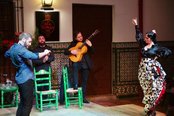 One of our favorite things to do in Seville at night is to catch a flamenco show! 