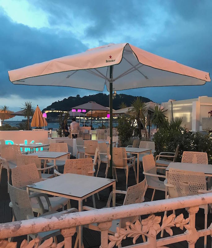 One of our favorite terraces in San Sebastian is a classic: the lovely outdoor patio at La Perla!