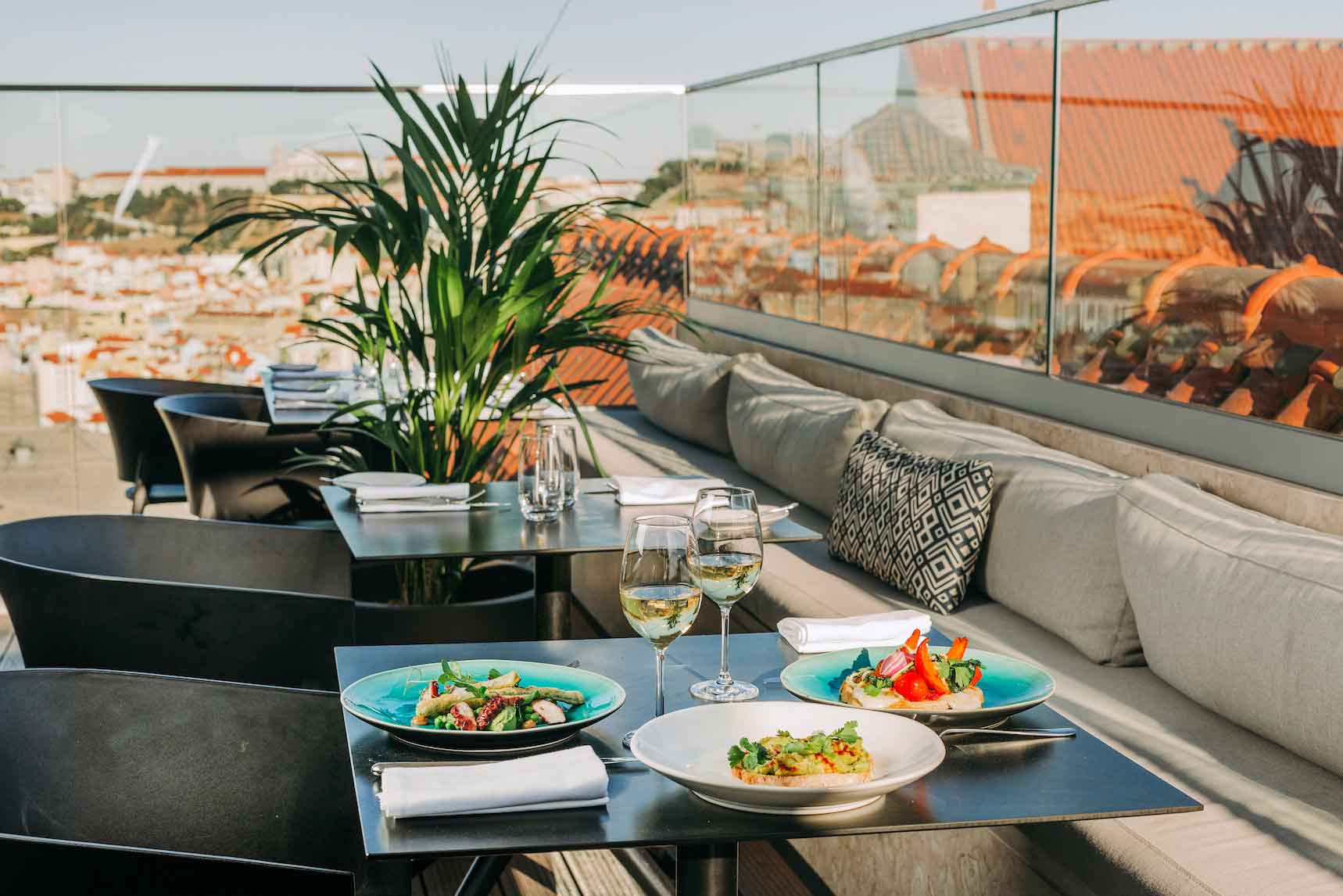 When it comes to Lisbon restaurants with a view, you can't get much better than Lumi, both as far as food and views go.