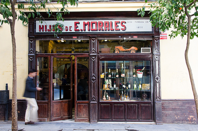 The vermouth revolution has been taking over Spain in recent years. Check out our favorite places to drink vermouth in Seville & join this great tradition! Casa Morales, this traditional bar in the centre is a great place to try vermouth.