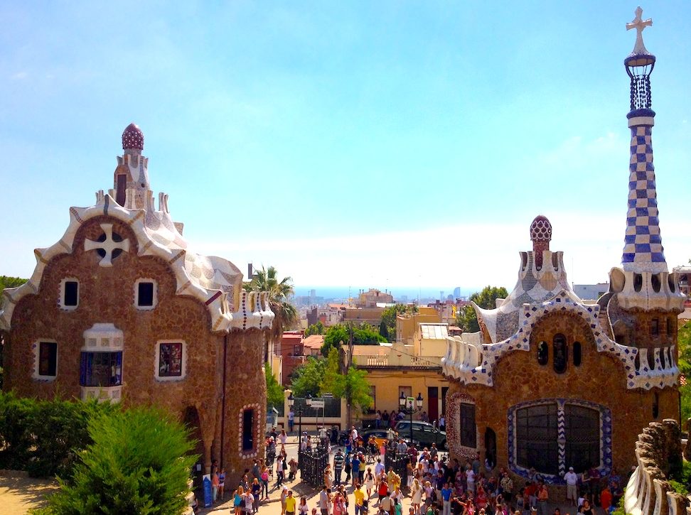 We have many tips for you--read up to have all the things to know before visiting Barcelona!