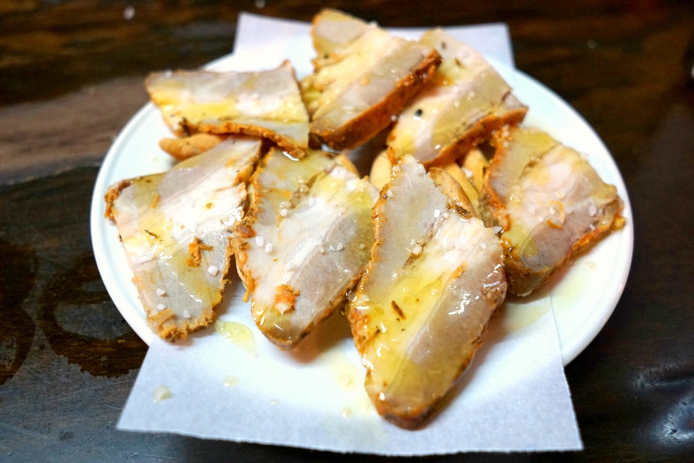 The slow roasted pork belly slices, or chicharrones, served at Taberna Peregil are one of their many magnificent tapas! Given Peregil is so near the cathedral, i's a great option if you're looking for somewhere to eat in Seville