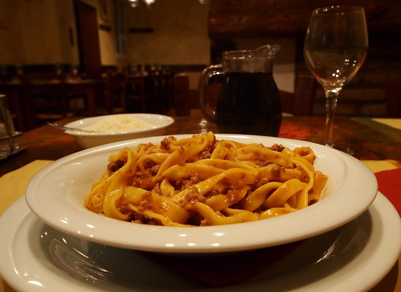 Dish of tagliatelle al ragù bolognese