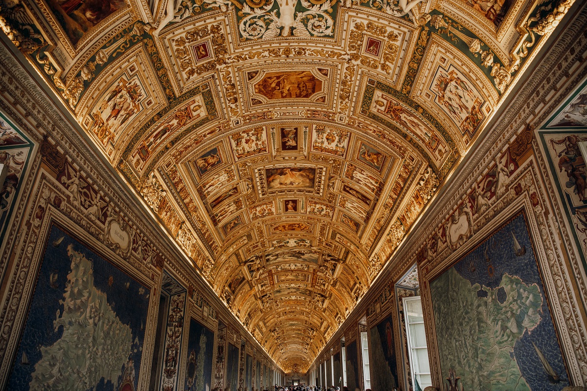 The Gallery of Maps allows you to travel around Italy without even leaving the room! 