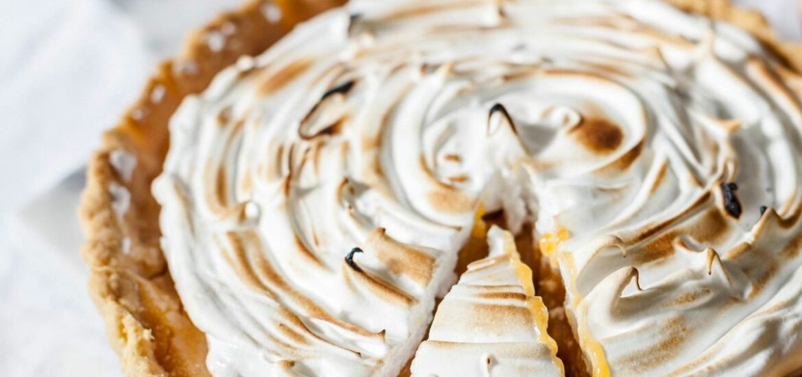 orange pie with merengue