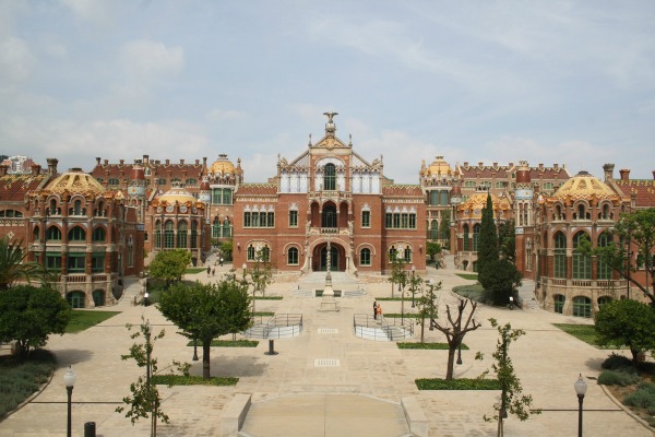 Be sure to visit breathtaking Sant Pau during your 3 days in Barcelona!