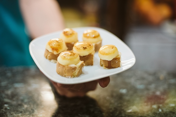 These mini cremat pastries count as the best crema catalana in Barcelona, in our opinion!
