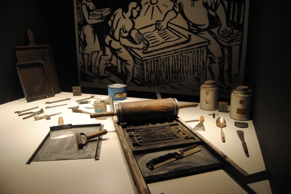 Supplies used to print anti-regime flyers during the dictatorship in Portugal at Museu do Aljube.