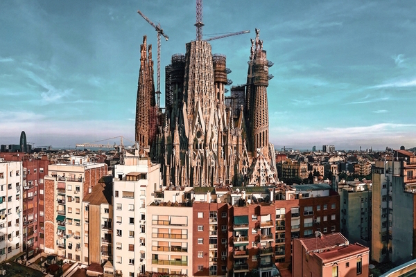 It's no surprise that some of the best places to take pictures in Barcelona are located high off the ground. 