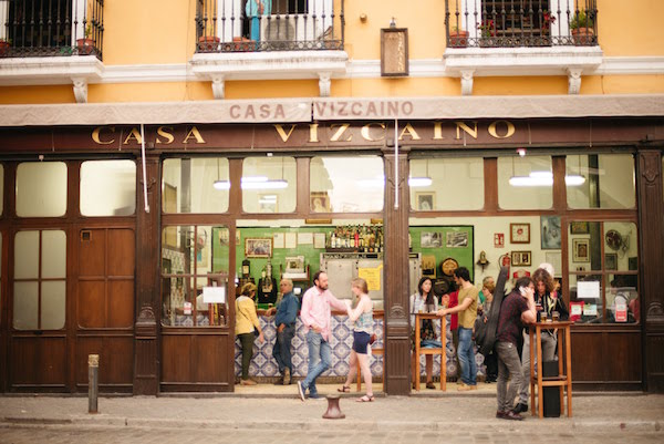 Start your 7 days in Seville by exploring your home base and finding the best local bars!
