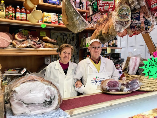 Enzo and Lina at their market stall in Rome
