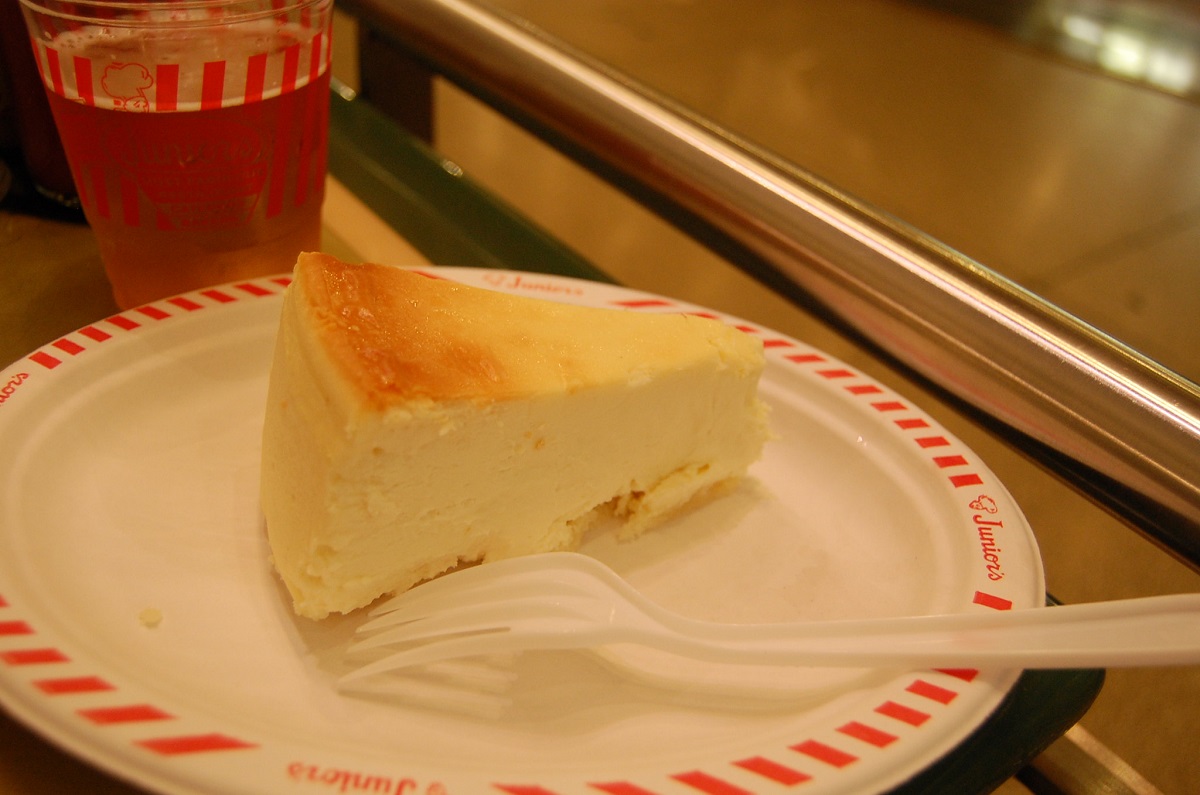 Junior's famous cheesecake at one of the best LaGuardia Airport restaurants