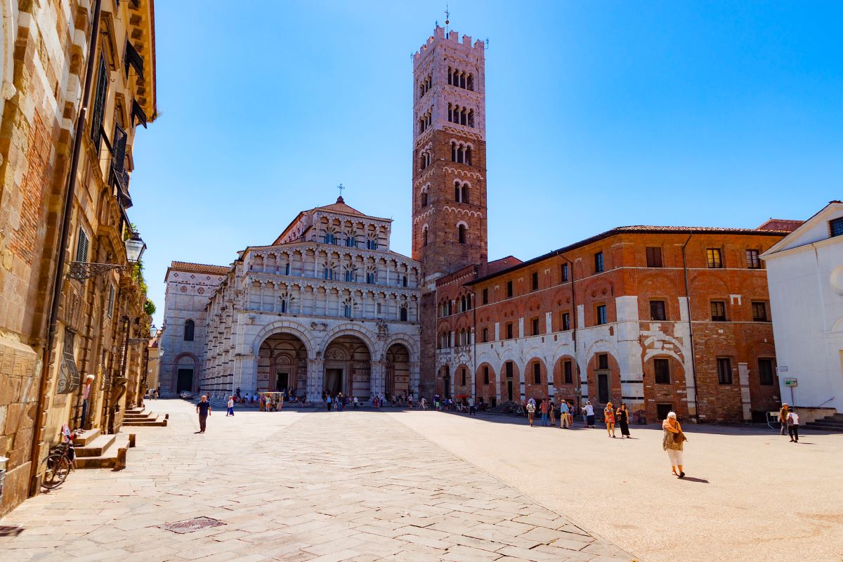 Duomo San Martino in Lucca Tuscany