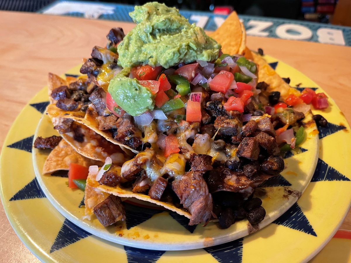 nachos with meat