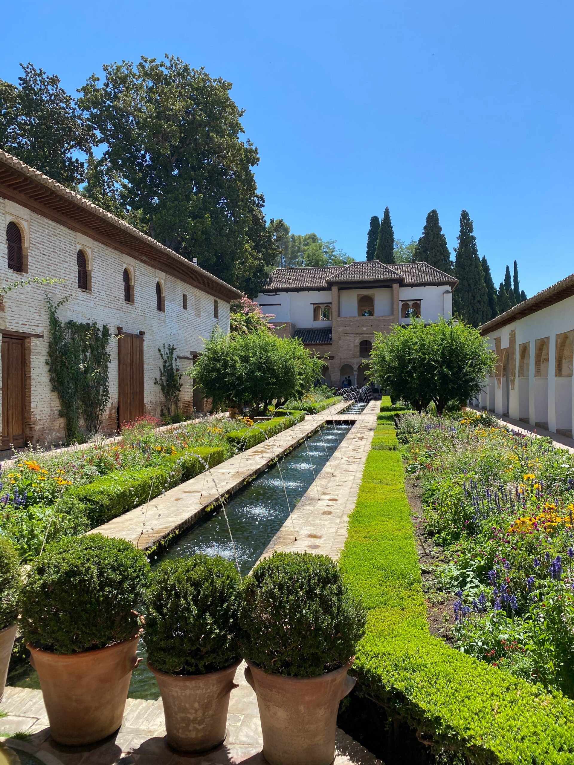 The beautiful Generalife Gradens in La Alhambra