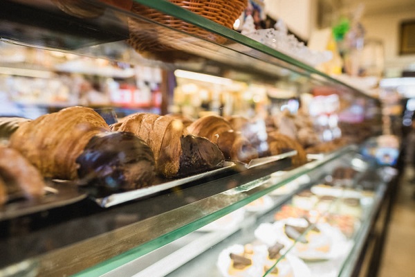 If you're eating gluten free in Madrid, the city has lots of great bakeries like this one for you to check out.