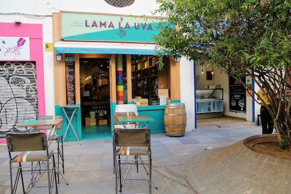Lama La Uva wine bar specializing in wines from southern Spain