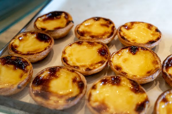 Pastéis de nata (Portuguese custard tarts)