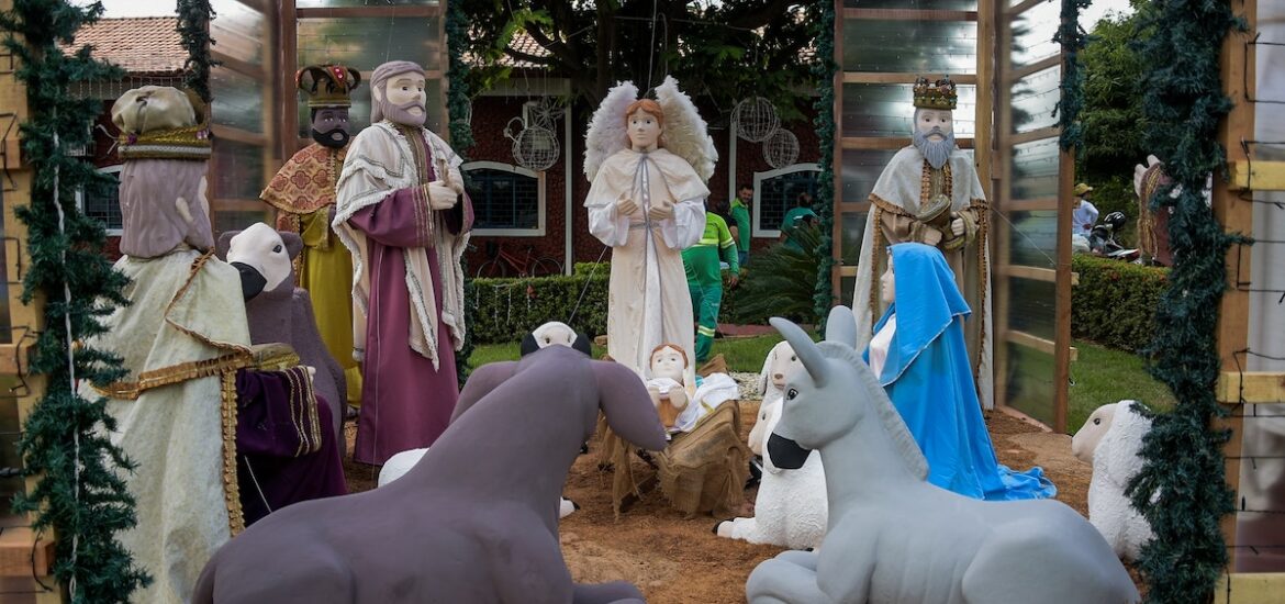nativity scene presepio portuguese