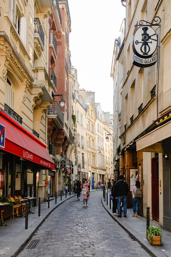 You know you're obsessed with Paris when you don't even need a destination in mind—you're perfectly content to just wander its streets.