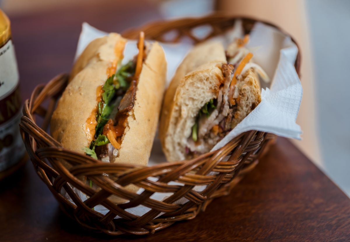 white bread sandwich in brown basket