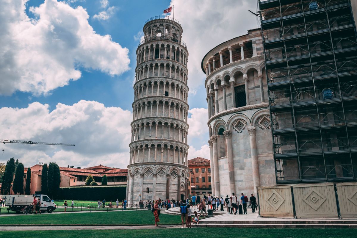 leaning-tower-of-pisa-italy