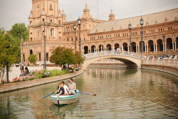 You can't spend 7 days in Seville without visiting Plaza de España!
