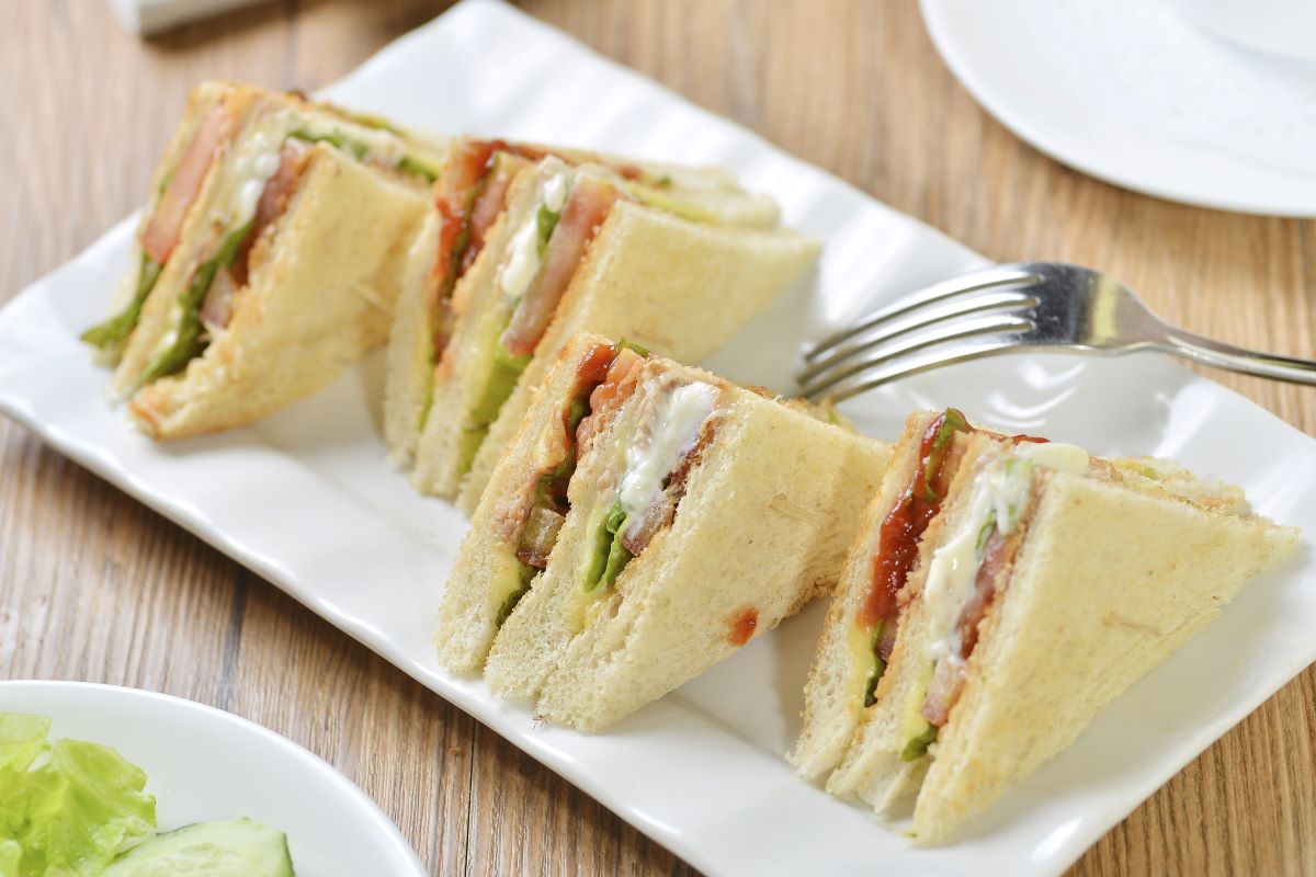 triangle sandwiches