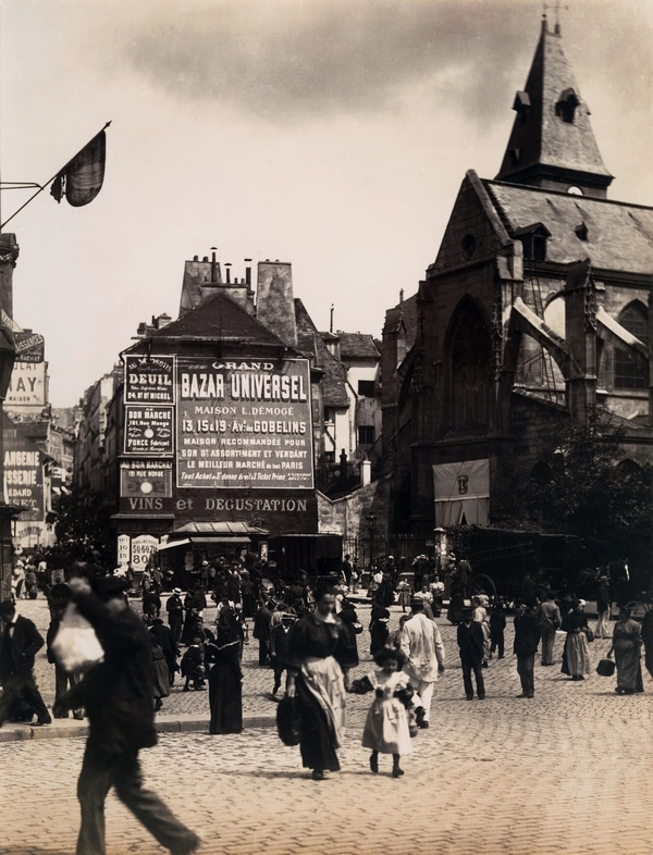 An old photograph of Rue Mouffetard in Paris.