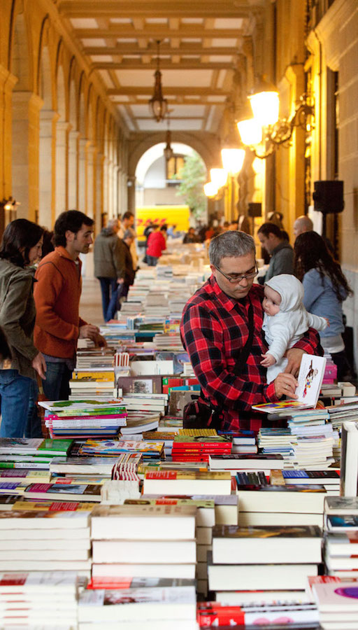 Bookworms visiting San Sebastian in April won't want to miss the World Book Day activities taking place on the 23rd!