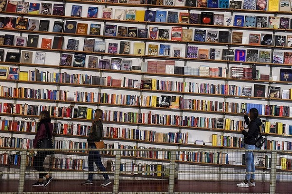 Looking to buy books in Lisbon? Visit Ler Devagar in LX Factory, one of the coolest bookstores in town!