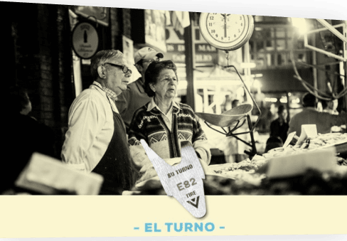 el turno ticket stub banner in front of shop