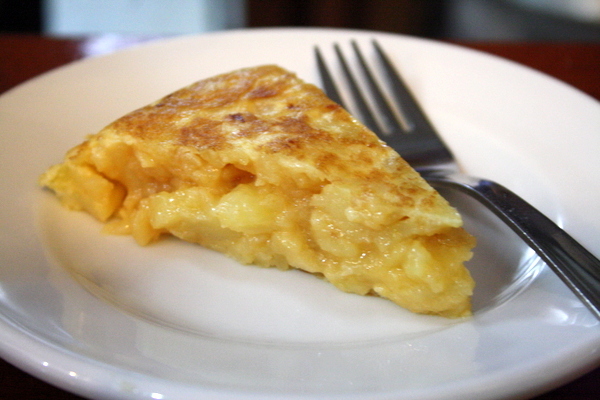 Bar Ciaboga is where to eat in San Sebastian Centro if you like potato dishes, like their famous platillo or tortilla de patatas, pictured here.