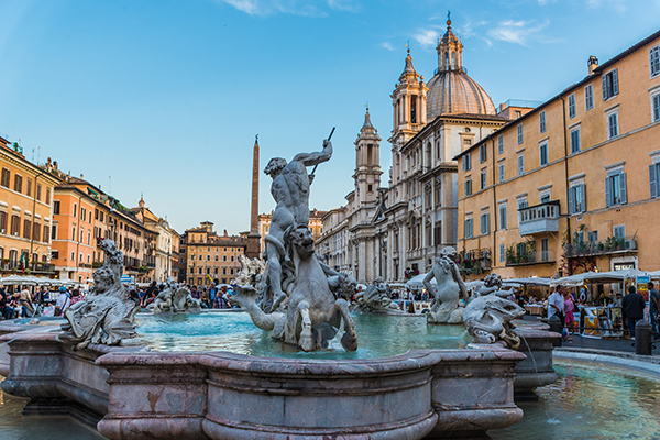 If you want to eat like a local in Rome, avoid the tourist traps in areas like Piazza Navona.