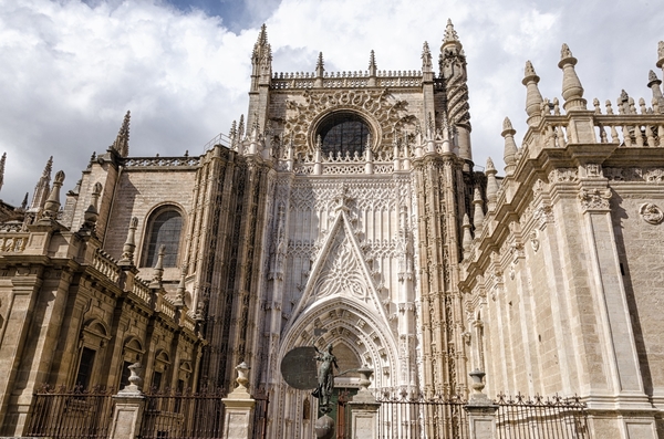 Before you visit the Seville cathedral, be sure to figure out how you'll be getting your tickets—some options can save you valuable time.