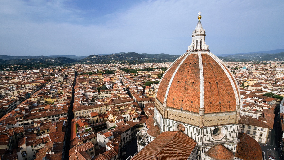 The Duomo is an unforgettable sight in the very center of Florence.
